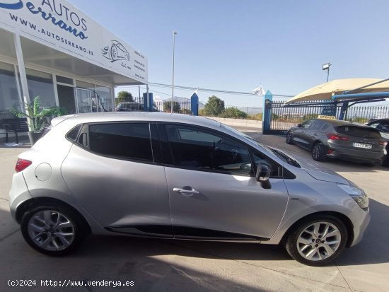 Renault Clio TCe LIMITED 90CV - Manilva