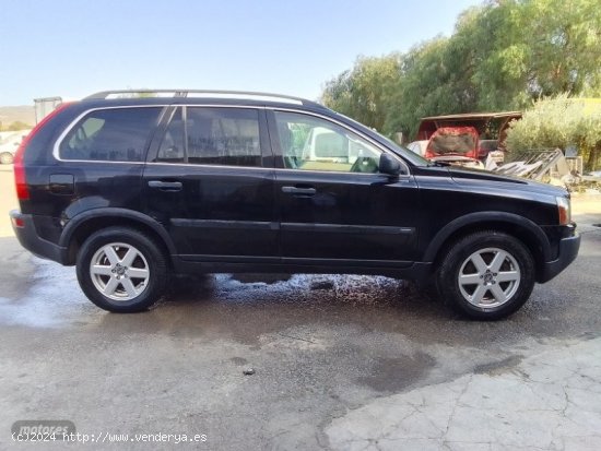 Volvo XC 90 2.4 D5 MOMENTUM 185 CV. de 2006 con 345.000 Km por 2.200 EUR. en Murcia