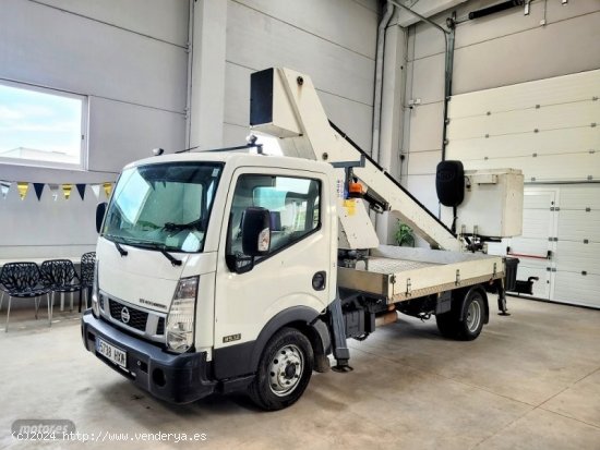 Nissan Cabstar con cesta elevadora de 18m de 2014 con 149.745 Km por 25.990 EUR. en Valencia