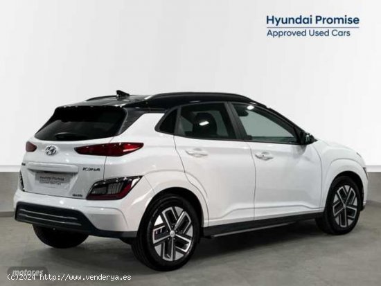 Hyundai Kona Electric Maxx 100kW de 2022 con 3.200 Km por 35.500 EUR. en Alicante