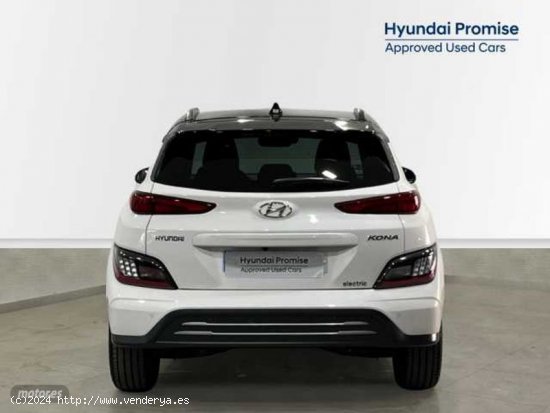 Hyundai Kona Electric Maxx 100kW de 2022 con 3.200 Km por 35.500 EUR. en Alicante