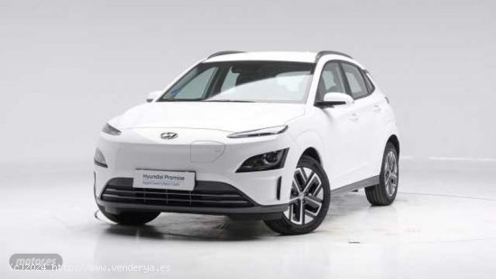 Hyundai Kona Electric Maxx 100kW de 2023 con 53 Km por 34.900 EUR. en Murcia