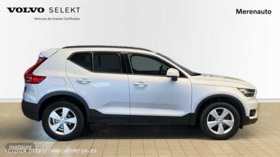 Volvo XC40 XC40 Momentum Core, T2 manual de 2021 con 39.816 Km por 29.900 EUR. en A Coruna