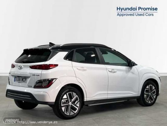 Hyundai Kona Electric Maxx 100kW de 2022 con 1.800 Km por 32.500 EUR. en Alicante