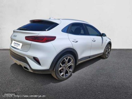 Kia XCeed 1.0 T-GDi Drive de 2022 con 14.101 Km por 20.500 EUR. en Huelva