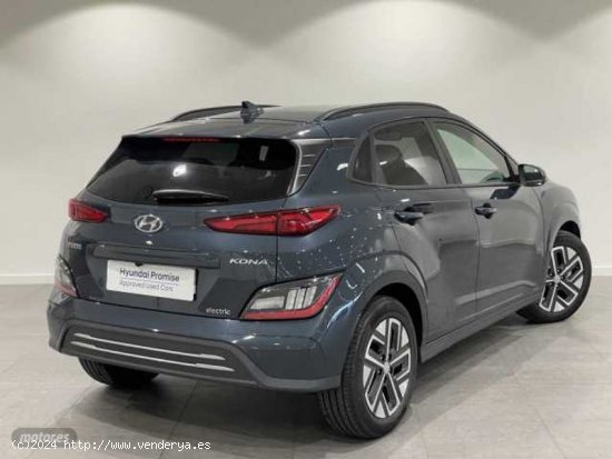 Hyundai Kona Electric Maxx 100kW de 2023 con 14.920 Km por 35.900 EUR. en Valencia