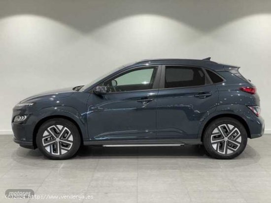 Hyundai Kona Electric Maxx 100kW de 2023 con 14.920 Km por 35.900 EUR. en Valencia