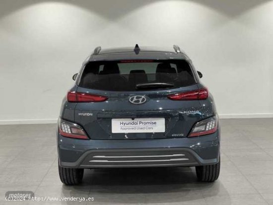 Hyundai Kona Electric Maxx 100kW de 2023 con 14.920 Km por 35.900 EUR. en Valencia