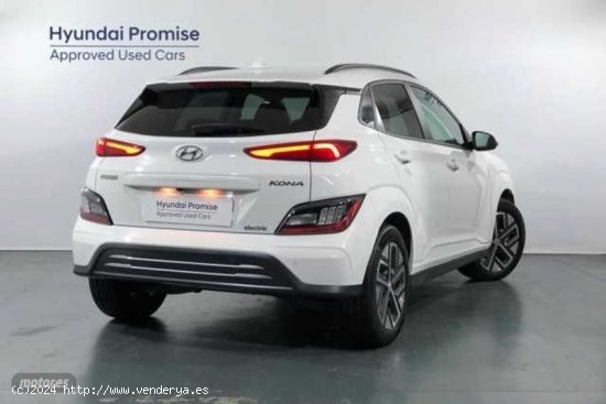 Hyundai Kona Electric Maxx 100kW de 2021 con 3.037 Km por 33.900 EUR. en Valencia