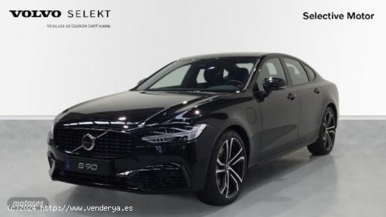 Volvo S 90 2.0 T8 RECHARGE R-DESIGN 4WD AUTO 390 4P de 2023 con 130 Km por 62.900 EUR. en Cantabria