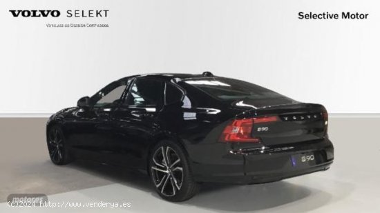 Volvo S 90 2.0 T8 RECHARGE R-DESIGN 4WD AUTO 390 4P de 2023 con 130 Km por 62.900 EUR. en Cantabria