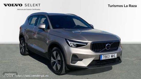 Volvo XC40 TODOTERRENO 1.5 T4 PHEV RECHARGE CORE DCT 211CV 5P de 2023 con 29.799 Km por 40.900 EUR. 