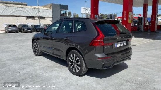 Volvo XC 60 XC60 Plus, B4 (diesel), Diesel, Dark de 2023 con 16.015 Km por 47.990 EUR. en Huelva