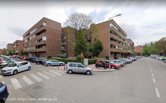 VEREDILLAS - 3 habitaciones, Terraza y Ascensor - MADRID