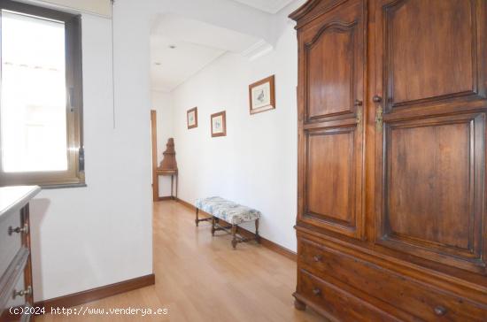 Urbis te ofrece un piso en venta en zona Carmelitas-Oeste, Salamanca. - SALAMANCA