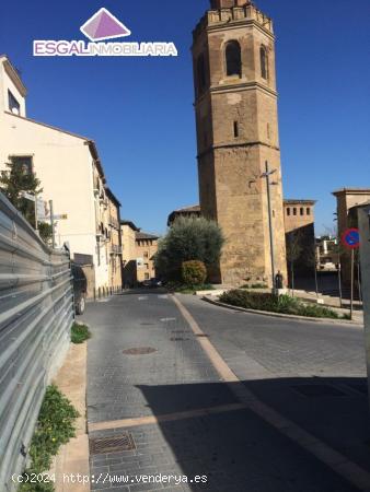 Se vende solar en centro histórica de Barbastro - HUESCA