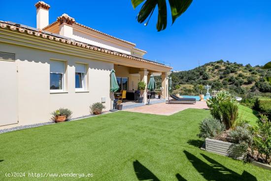 Villa de 4 dormitorios y 3 baños en Cabopino Golf, Mijas - MALAGA