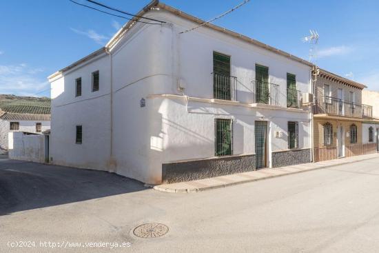  OPORTUNIDAD DE CASA DE PUEBLO - GRANADA 