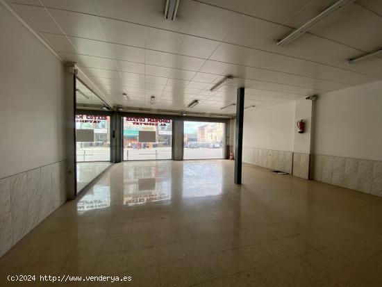  LOCAL EN 1ªLINEA COMERCIAL EN LA CREU DE BARBERÀ - BARCELONA 