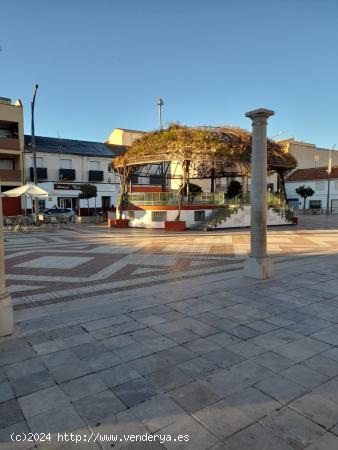 LOCALES EN ALQUILER EN ZONA CENTRICA, CHURRIANA DE LA VEGA - GRANADA