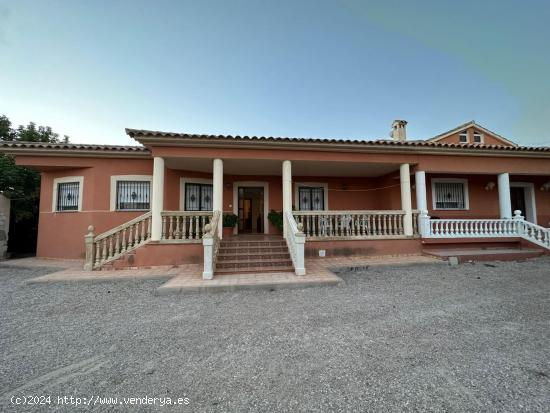 2 CHALETS JUNTOS CON PARCELA EN CAZALLA - MURCIA