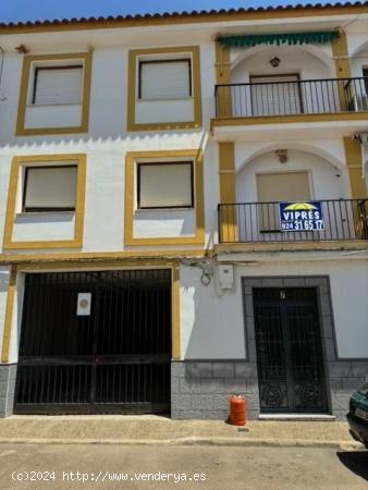 CASABANCO VENDE  PISO DE TRES DORMITORIOS EN MONTERRUBIO DE LA SERENA - BADAJOZ