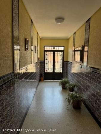 CASABANCO VENDE  PISO DE TRES DORMITORIOS EN MONTERRUBIO DE LA SERENA - BADAJOZ