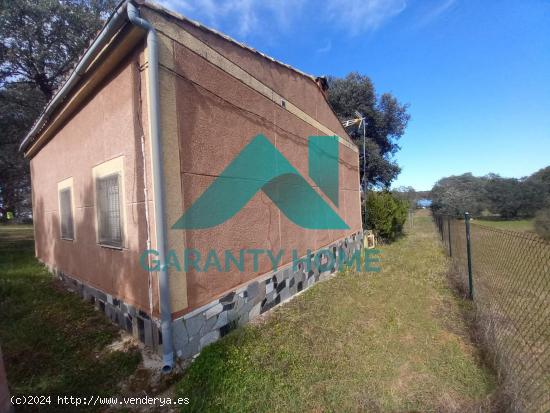 SE VENDE CASA DE CAMPO EN ZONA PANTANO VALDESALOR - CACERES