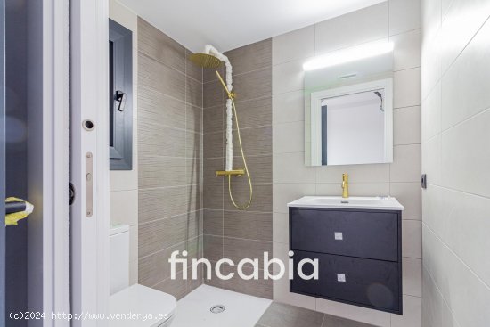 Unifamiliar adosada en venta  en Sils - Girona