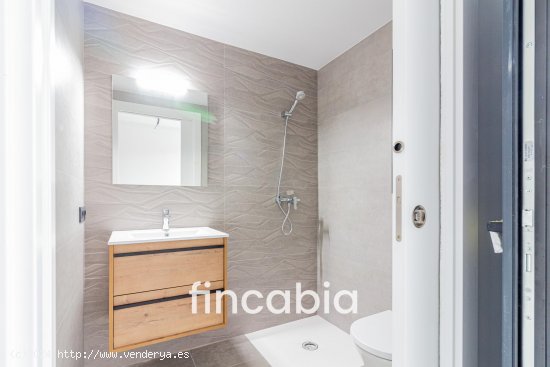 Unifamiliar adosada en venta  en Sils - Girona