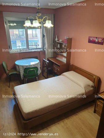 Salamanca ( Centro- Plaza Mayor - Gran Vía ); 4d, 2wc. SS.CC.  1200€ - Salamanca