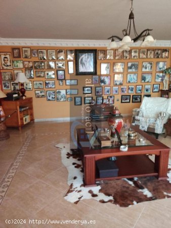 SE VENDE CHALET DE LUJO EN AGUAS NUEVAS