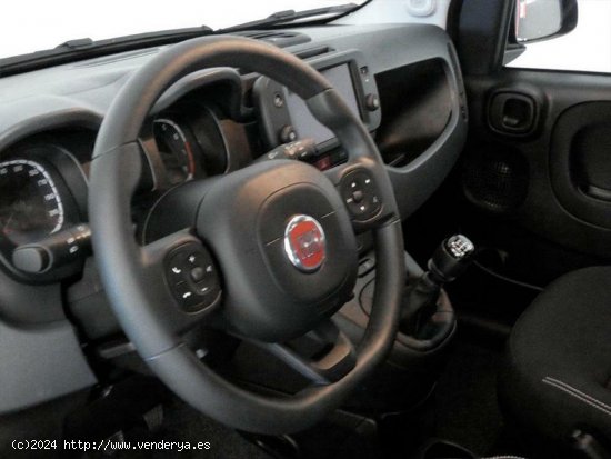 Fiat Panda 1.0 70CV Cross Hybrid - Málaga