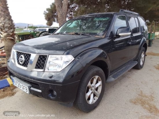 Nissan Pathfinder 2.5 DCI 171 CV AUT. 7 PLAZAS. de 2008 con 300.000 Km por 13.000 EUR. en Murcia