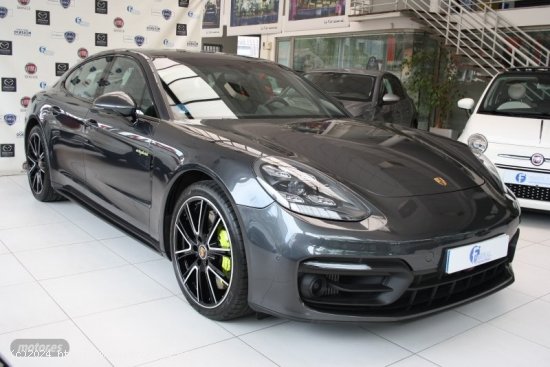 Porsche Panamera PANAMERA 4S E-HYBRID 560CV 5P de 2020 con 88.058 Km por 89.900 EUR. en Pontevedra