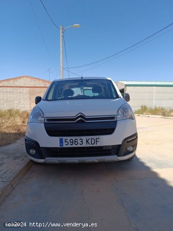 Citroen Berlingo Multispace BlueHDi 1.6 100 de 2017 con 189.000 Km por 9.000 EUR. en Cuenca