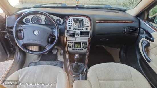 Lancia Lybra 1.9 de 2003 con 245.000 Km por 1.900 EUR. en Zamora