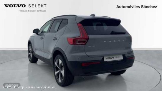 Volvo XC40 2.0 B3 PLUS DARK AUTO 163 5P de 2024 con 1 Km por 47.600 EUR. en Zaragoza