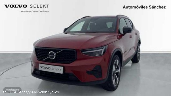  Volvo XC40 XC40 Plus, B3 Mild Hybrid, Gasolina, Dark de 2024 con 1 Km por 47.900 EUR. en Zaragoza 