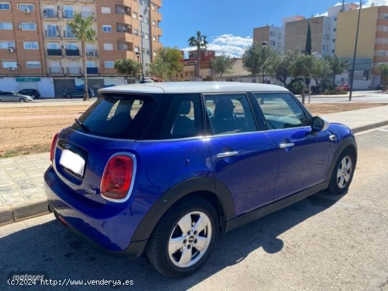 Mini Mini COOPER de 2019 con 62.000 Km por 17.100 EUR. en Valencia