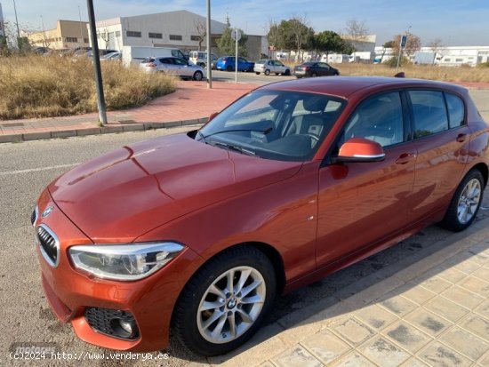 BMW Serie 1 120d de 2018 con 80.000 Km por 23.100 EUR. en Valencia