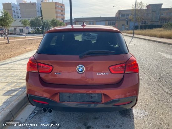 BMW Serie 1 120d de 2018 con 80.000 Km por 23.100 EUR. en Valencia