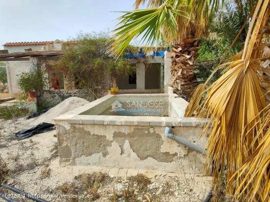  SE VENDE CASA DE CAMPO PARA REFORMAR EN BUENA ZONA DE ASPE - ALICANTE 