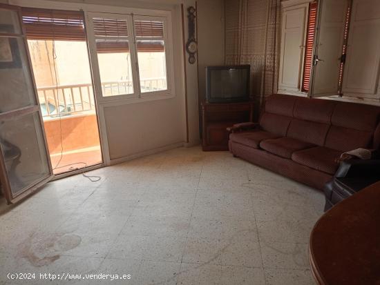 GRAN PISO CÉNTRICO EN VENTA EN ADRA - ALMERIA