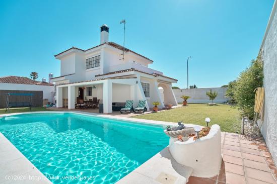 Chalet en venta en el Parque Natural de los Toruños - CADIZ