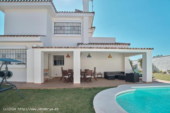 Chalet en venta en el Parque Natural de los Toruños - CADIZ