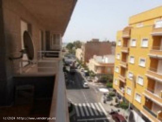 APARTAMENTO DE 2 DORMITORIOS PLAYA DEL ACEQUION - ALICANTE