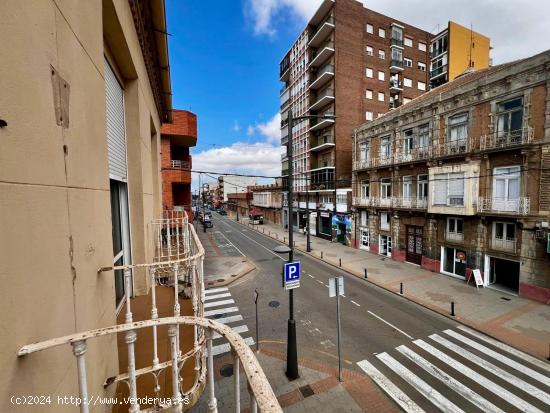 EN VENTA EDIFICIO EN LA CALLE MAYOR DE LA UNIÓN - MURCIA