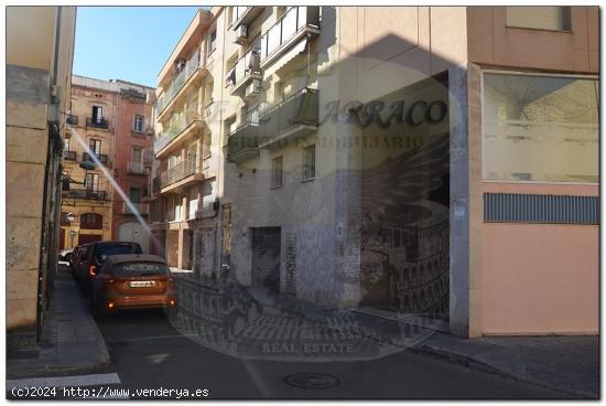 PLAZA DE GARAJE EN VENTA EN LA C. NOU DE SANTA TECLA DE TARRAGONA, EN LA PRIMERA PLANTA - TARRAGONA