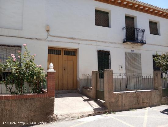  Gran casa en el centro de Dúrcal - GRANADA 